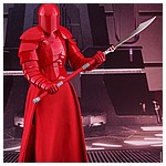 Hot-Toys-MMS454-Praetorian-Guard-Double-Blade-008.jpg