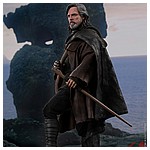 Hot-Toys-MMS458-The-Last-Jedi-Luke-Skywalker-Deluxe-004.jpg