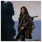 Hot-Toys-MMS458-The-Last-Jedi-Luke-Skywalker-Deluxe-008.jpg