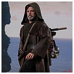 Hot-Toys-MMS458-The-Last-Jedi-Luke-Skywalker-Deluxe-009.jpg