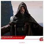 Hot-Toys-MMS458-The-Last-Jedi-Luke-Skywalker-Deluxe-013.jpg