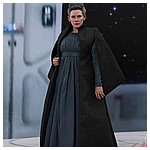 Hot-Toys-MMS459-The-Last-Jedi-General-Leia-Organa-001.jpg