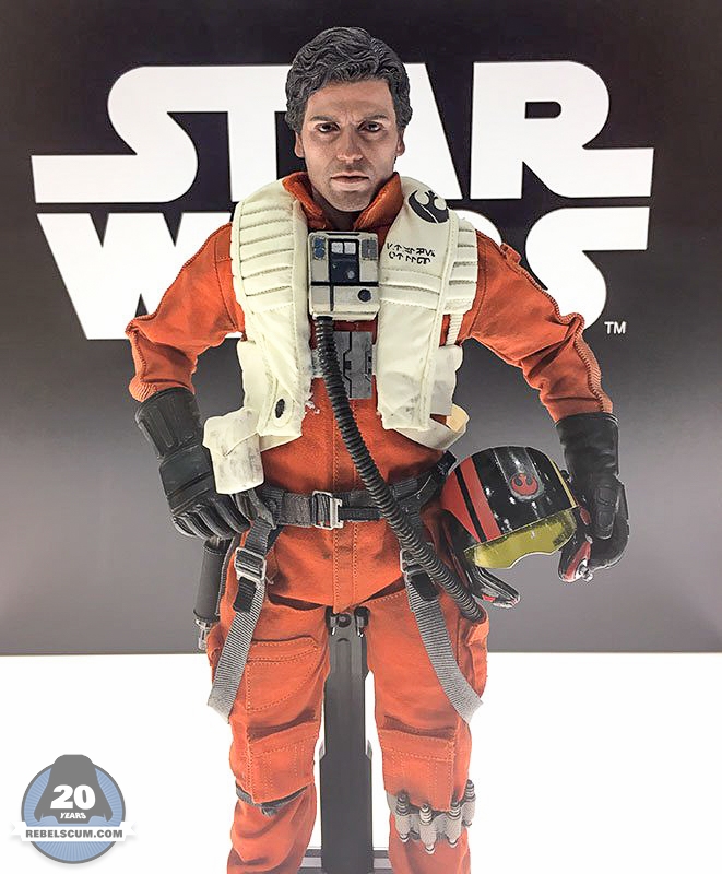 Hot-Toys-Tokyo-Comic-Con-Star-Wars-005.jpg