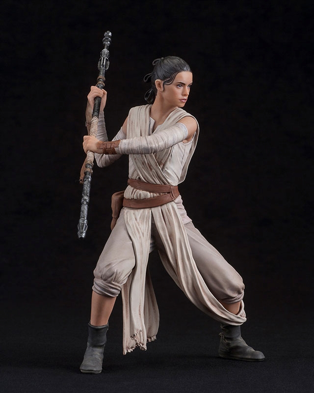 Kotobukiya-ARTFX-plus-Rey-Finn-The-Force-Awakens-002.jpg