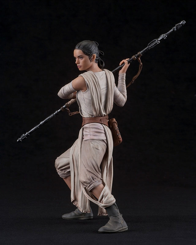 Kotobukiya-ARTFX-plus-Rey-Finn-The-Force-Awakens-004.jpg