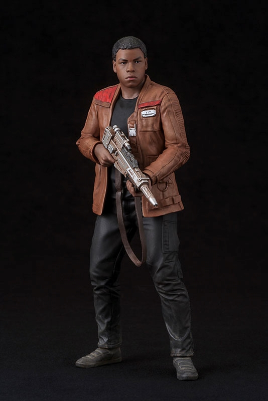 Kotobukiya-ARTFX-plus-Rey-Finn-The-Force-Awakens-005.jpg