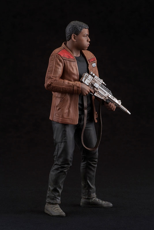 Kotobukiya-ARTFX-plus-Rey-Finn-The-Force-Awakens-006.jpg