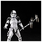 Kotobukiya-First-Order-Stormtrooper-Executioner-ARTFX-plus-008.jpg