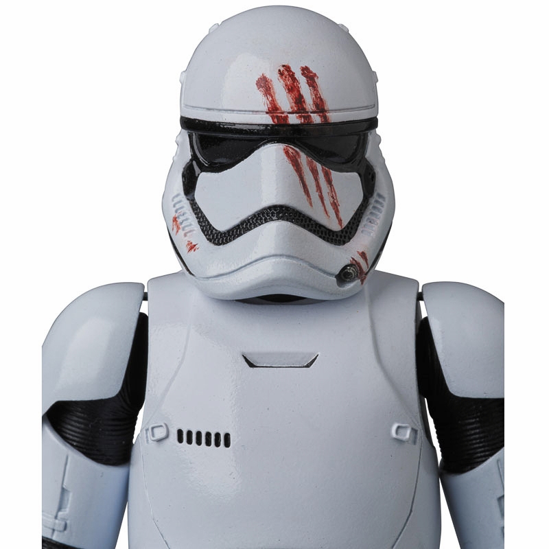 Medicom-MAFEX-Star-Wars-The-Force-Awakens-Finn-FN-2187-006.jpg