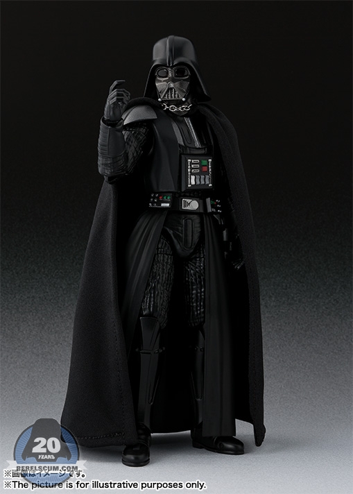 Tamashii-Nations-Bandai-SH-Figuarts-Darth-Vader-A-New-Hope-003.jpg