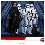 hot-toys-the-last-jedi-bb-9e collectible-figure-008.jpg
