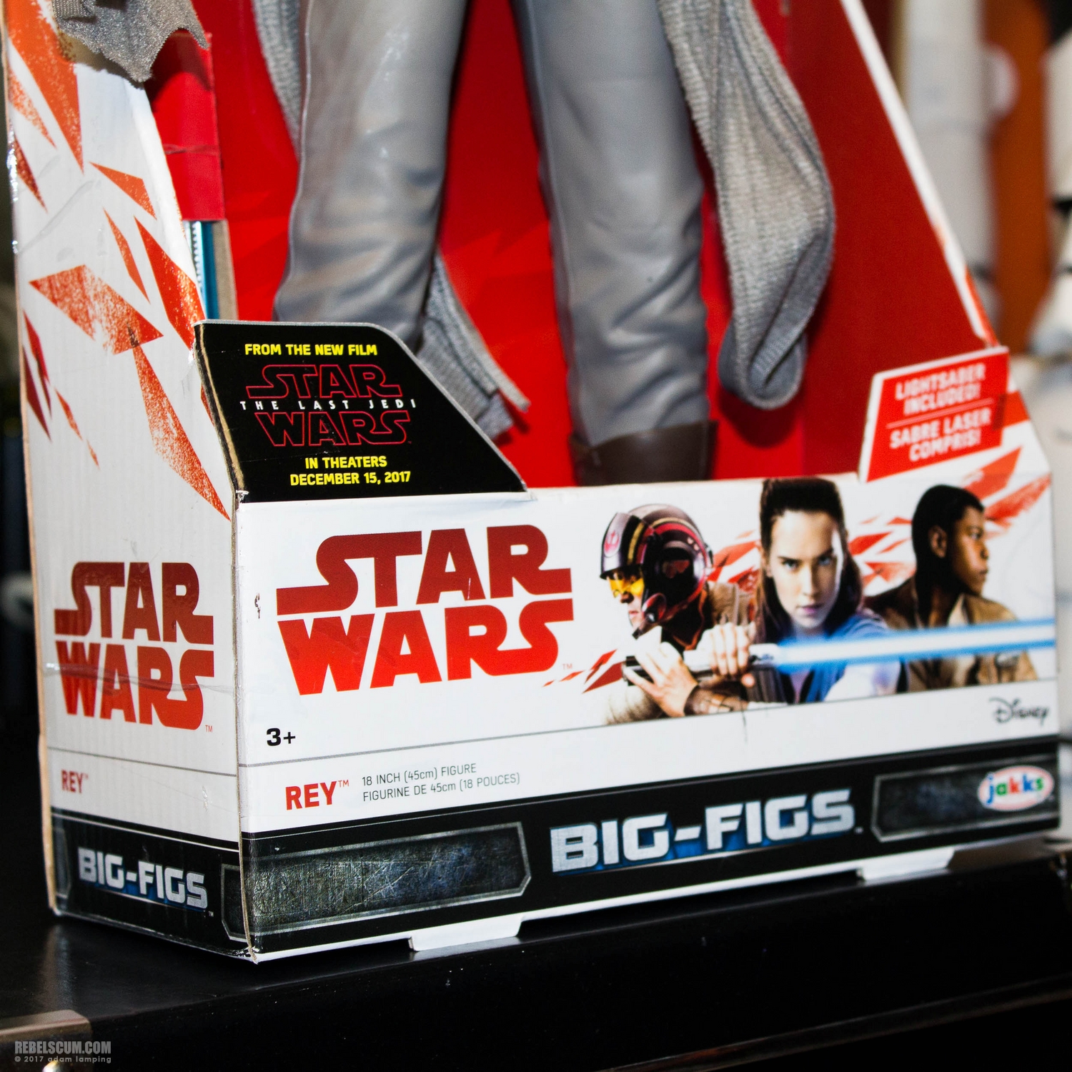 jakks-pacific-the-last-jedi-big-figs-force-friday-012.jpg