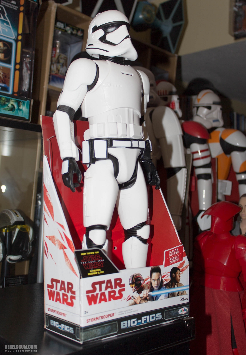 jakks-pacific-the-last-jedi-big-figs-force-friday-015.jpg