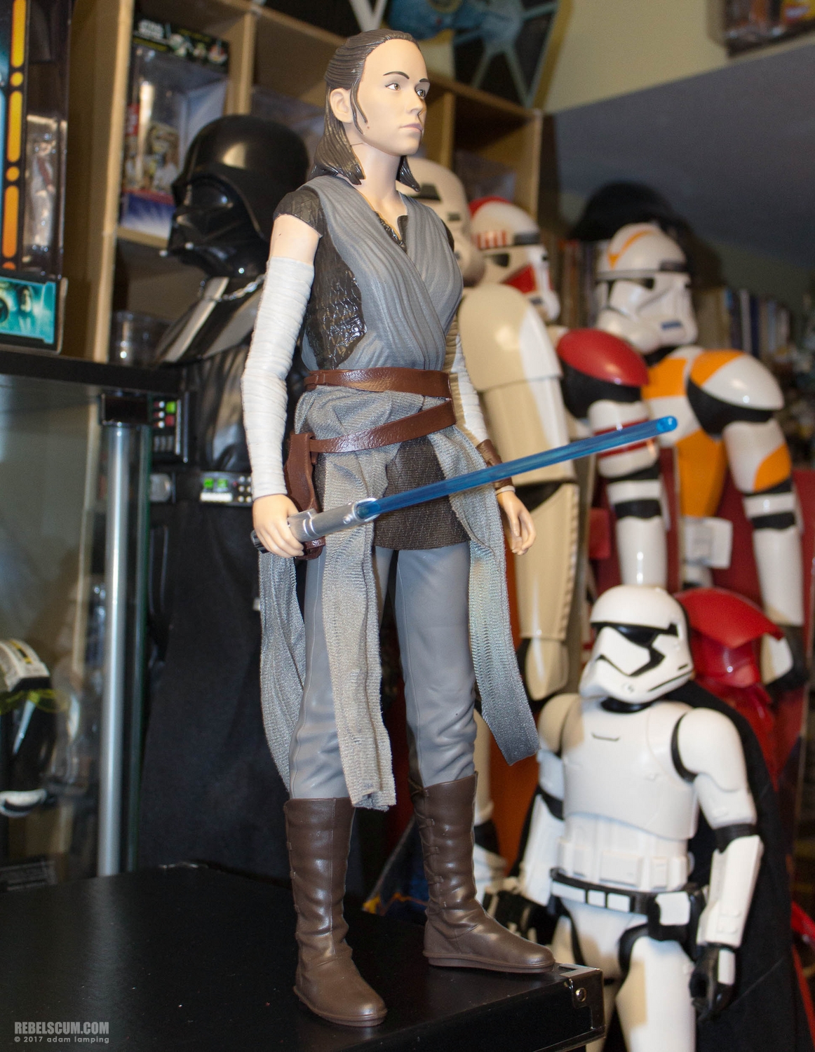 jakks-pacific-the-last-jedi-big-figs-force-friday-029.jpg