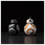 sphero-force-friday-app-enabled-droid-family-002.jpg