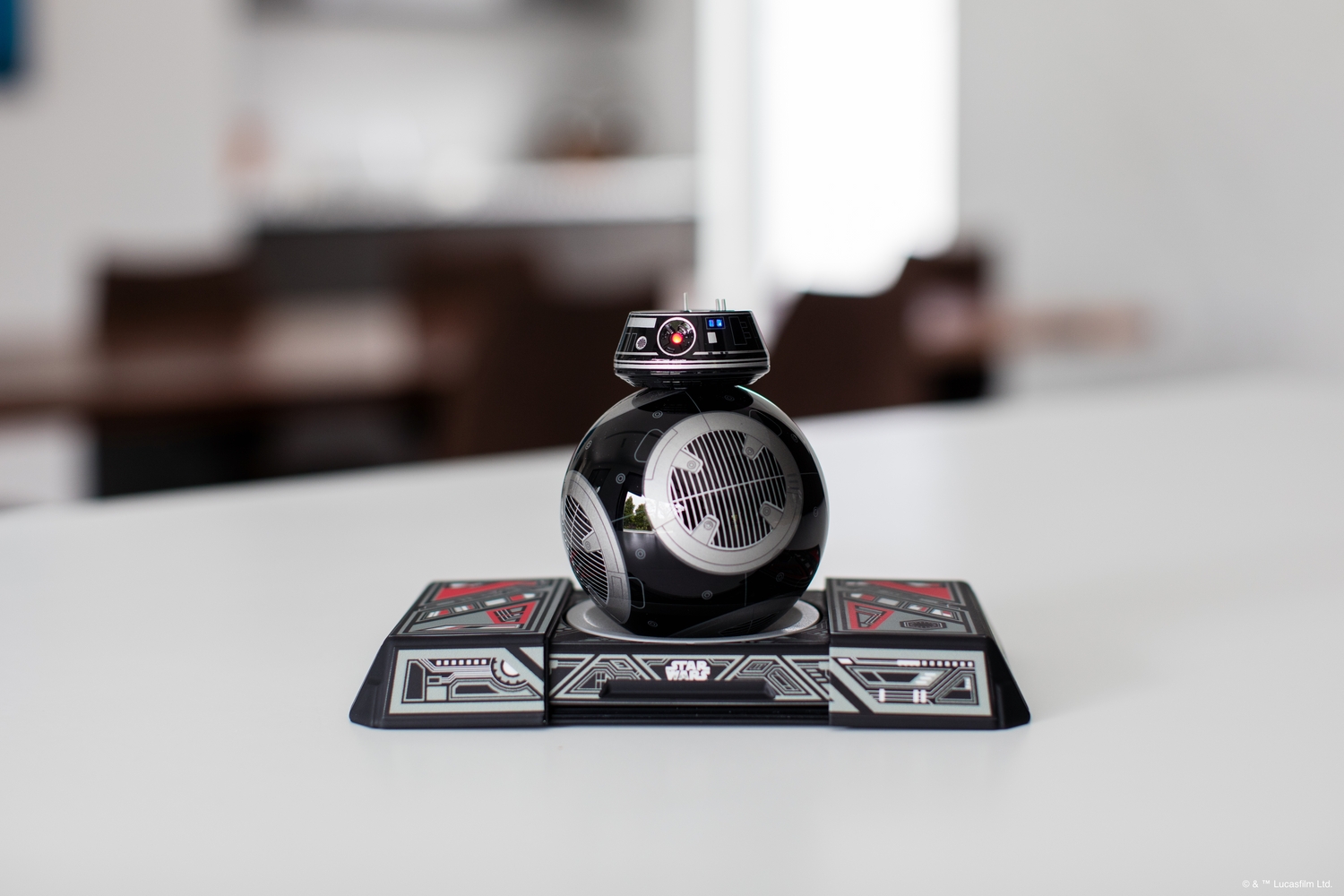 sphero-force-friday-app-enabled-droid-family-008.jpg