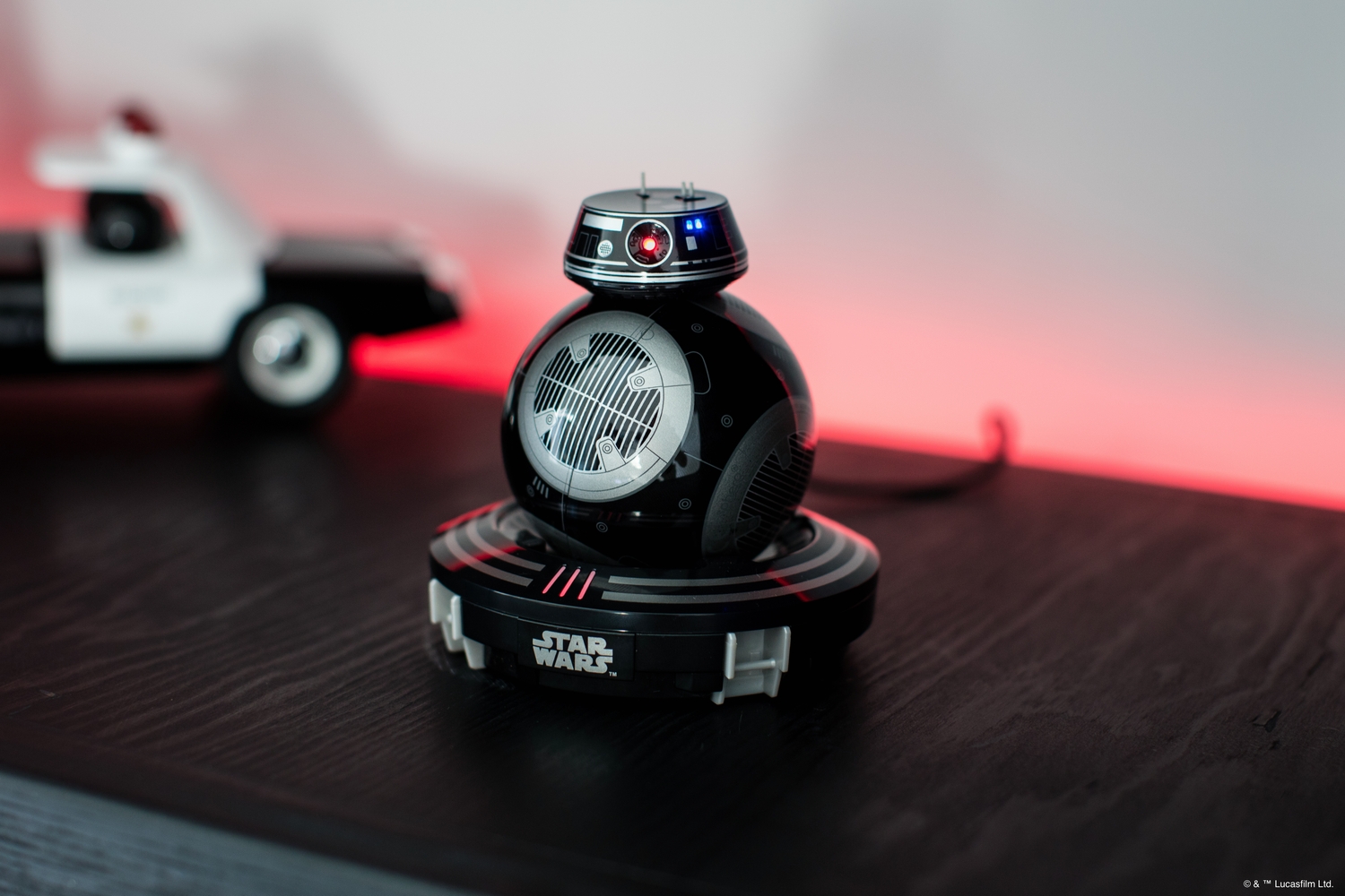 sphero-force-friday-app-enabled-droid-family-015.jpg