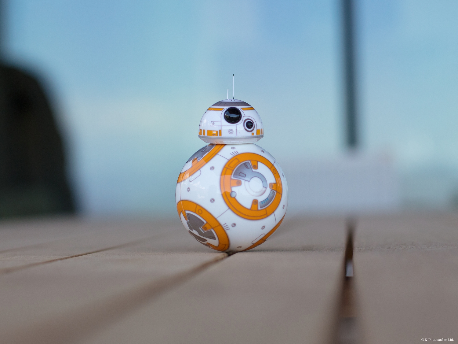 sphero-force-friday-app-enabled-droid-family-017.jpg