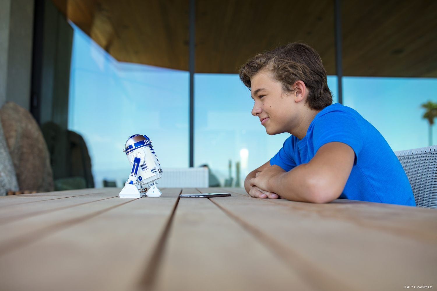 sphero-force-friday-app-enabled-droid-family-023.jpg