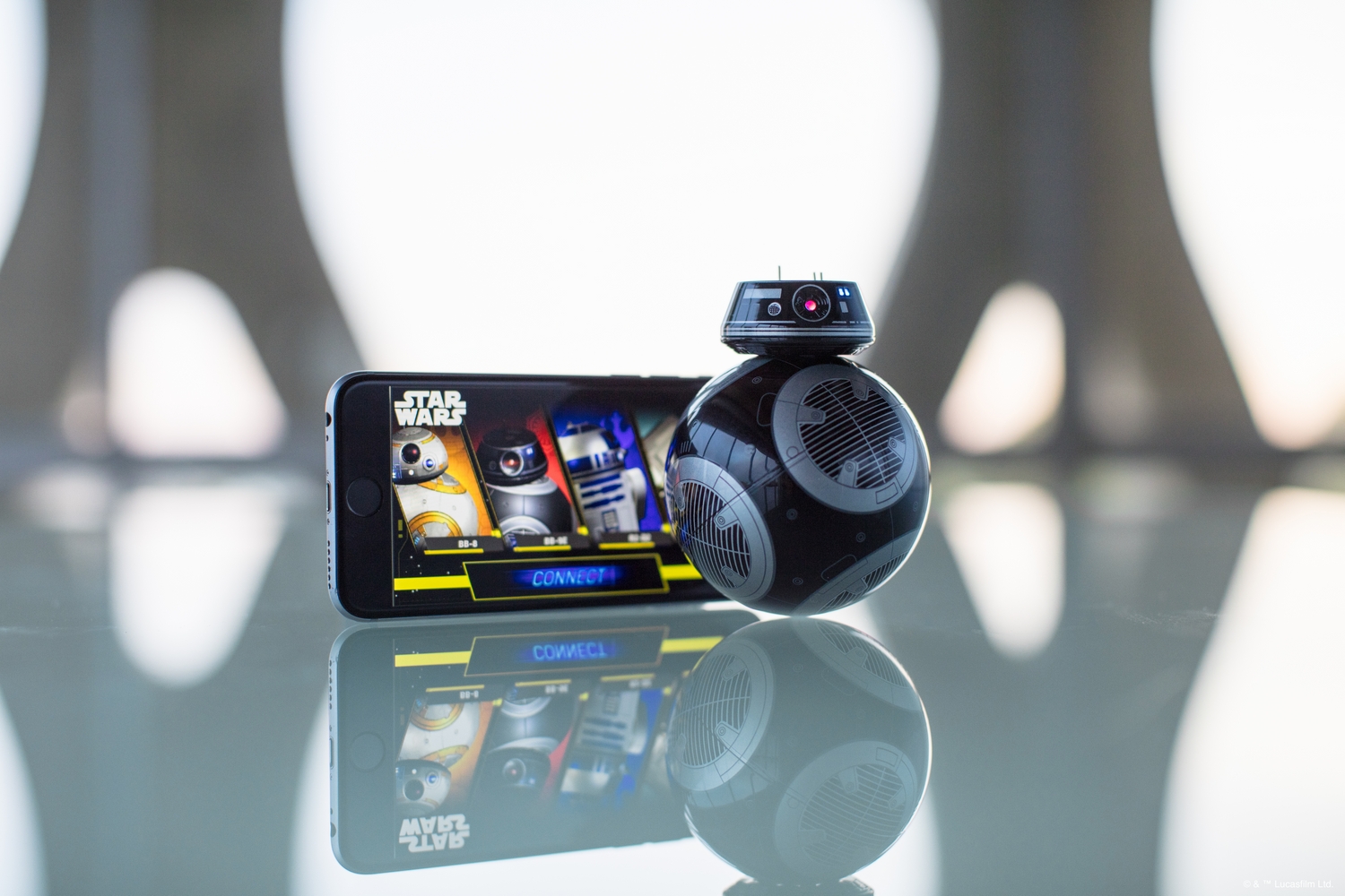 sphero-force-friday-app-enabled-droid-family-033.jpg