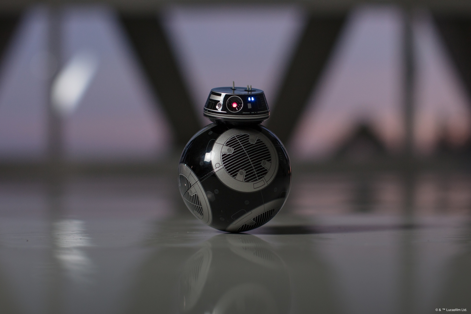 sphero-force-friday-app-enabled-droid-family-034.jpg