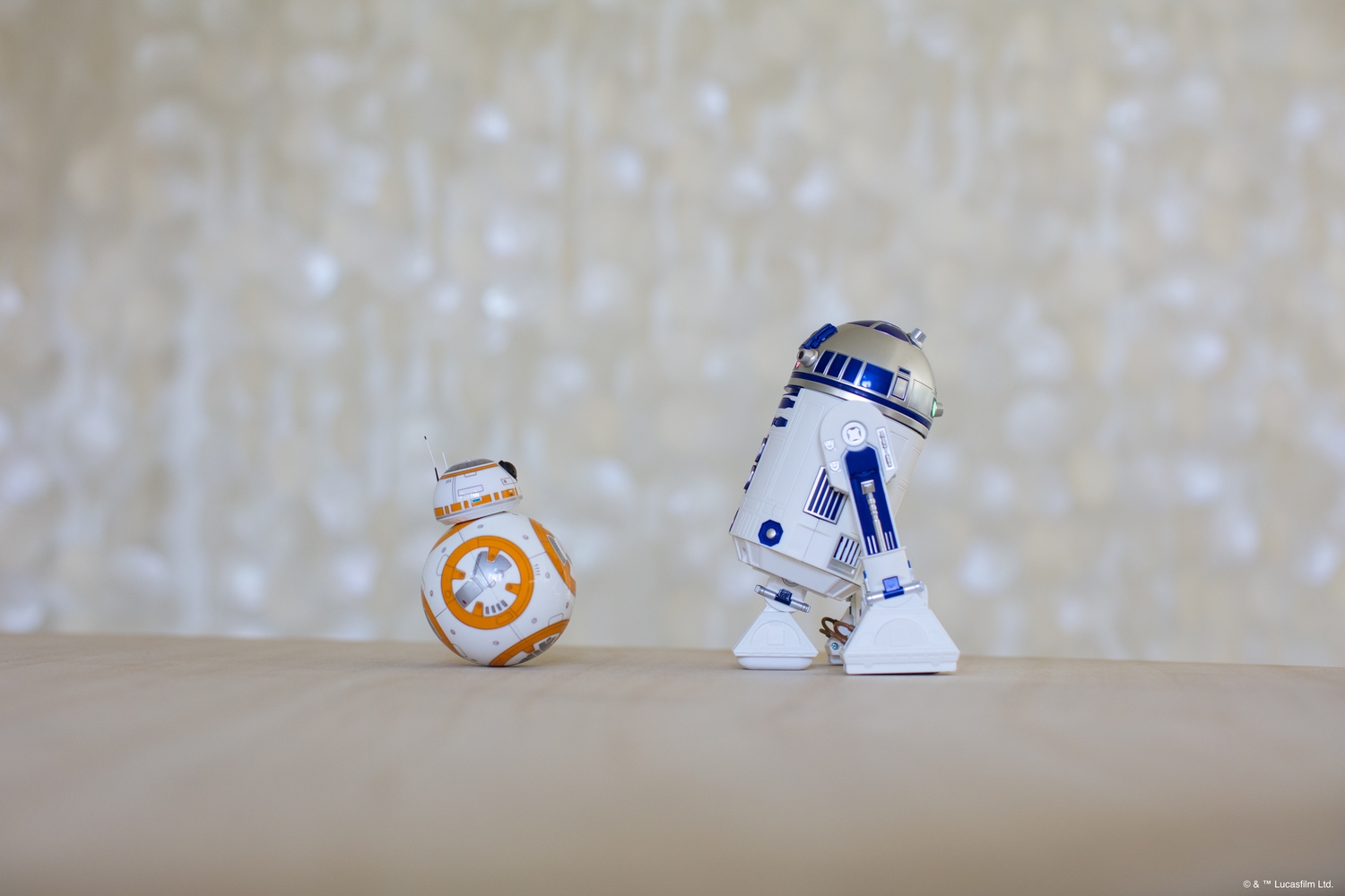 sphero-force-friday-app-enabled-droid-family-036.jpg