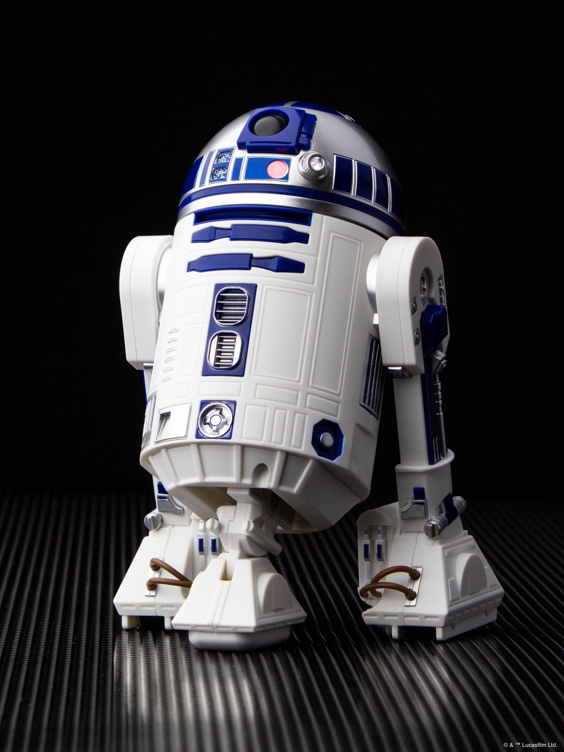 sphero-force-friday-ii-r2-d2-app-enabled-droid-004.jpg