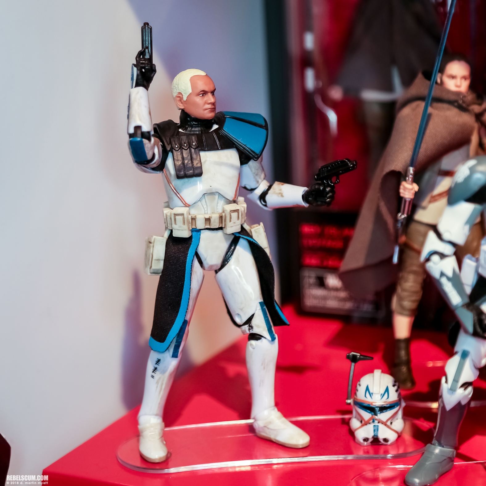 2018-International-Toy-Fair-The-Black-Series-Hasbro-001.jpg