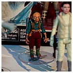Hasbro-2018-International-Toy-Far-Star-Wars-Universe-Solo-028.jpg
