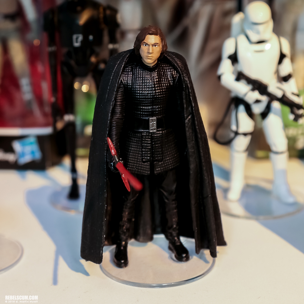 Hasbro-2018-International-Toy-Far-Star-Wars-Universe-Solo-030.jpg