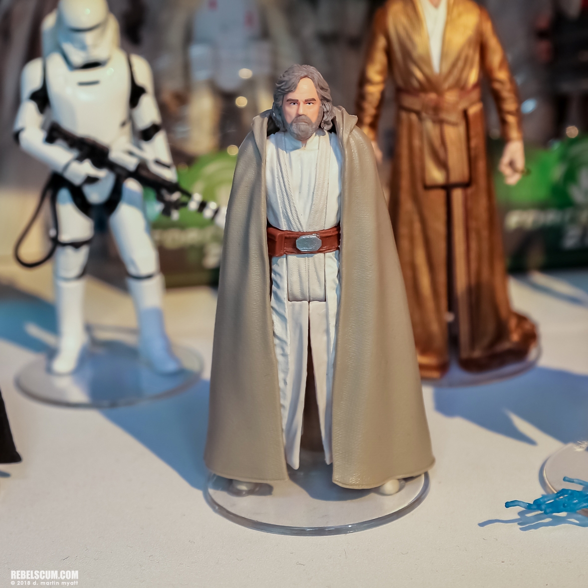 Hasbro-2018-International-Toy-Far-Star-Wars-Universe-Solo-032.jpg