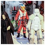 Hasbro-2018-International-Toy-Far-Star-Wars-Universe-Solo-035.jpg