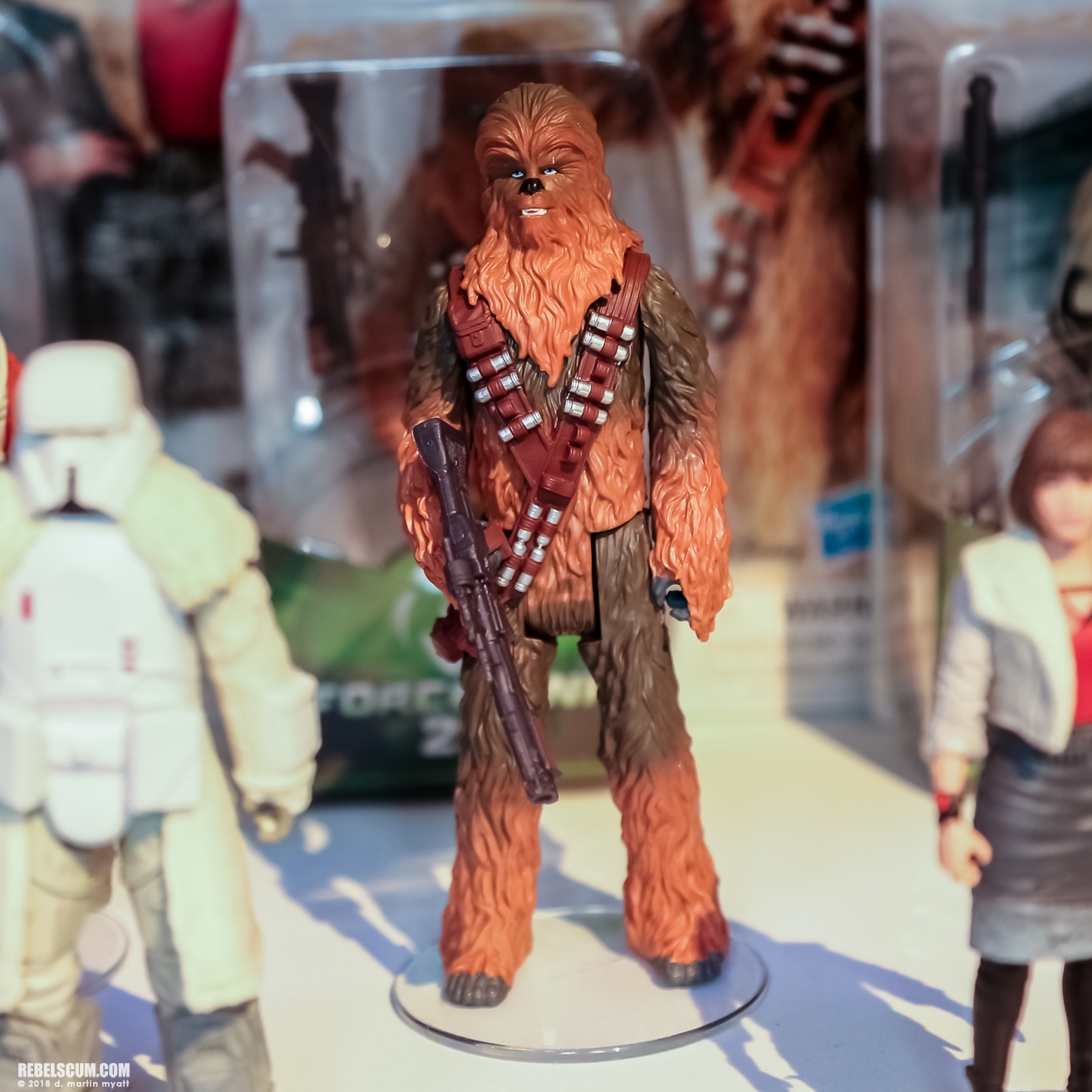 Hasbro-2018-International-Toy-Far-Star-Wars-Universe-Solo-037.jpg