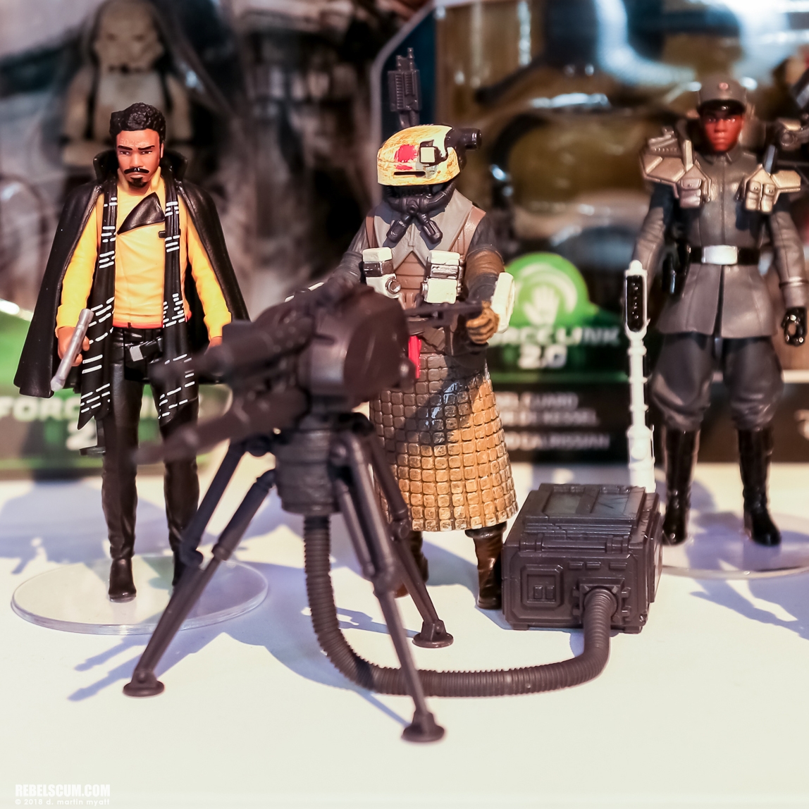 Hasbro-2018-International-Toy-Far-Star-Wars-Universe-Solo-040.jpg