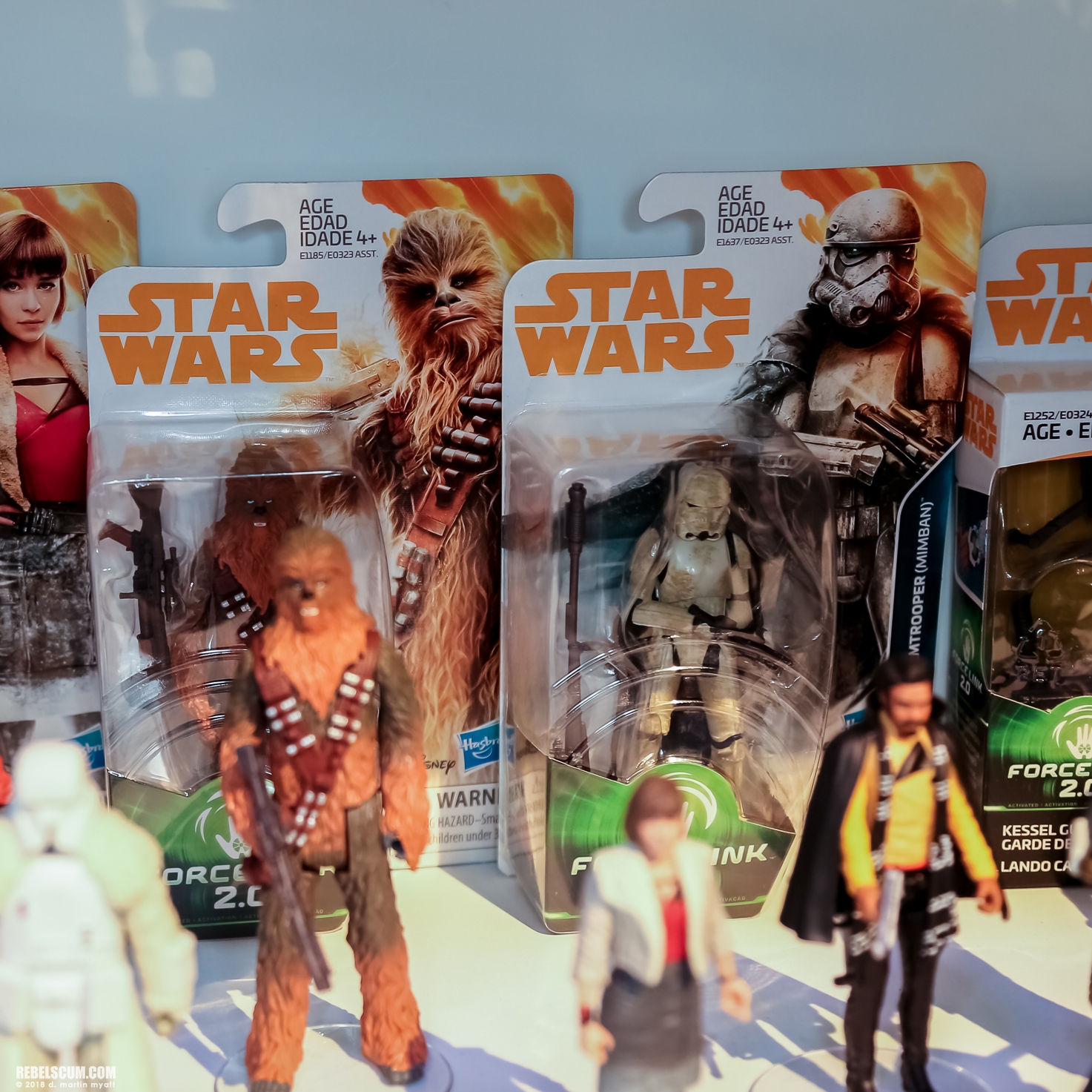 Hasbro-2018-International-Toy-Far-Star-Wars-Universe-Solo-048.jpg