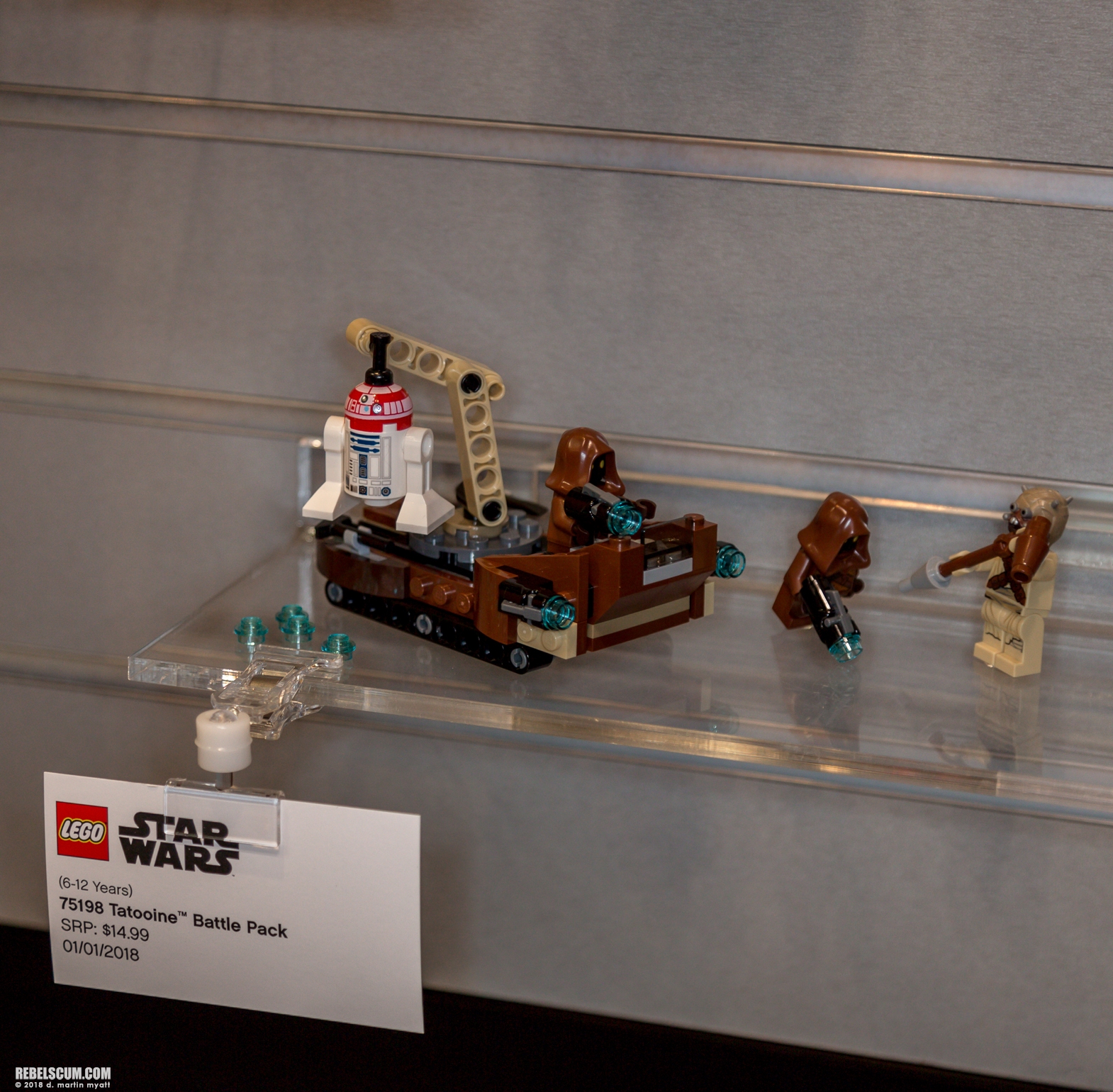 LEGO-2018-International-Toy-Far-Star-Wars-025.jpg