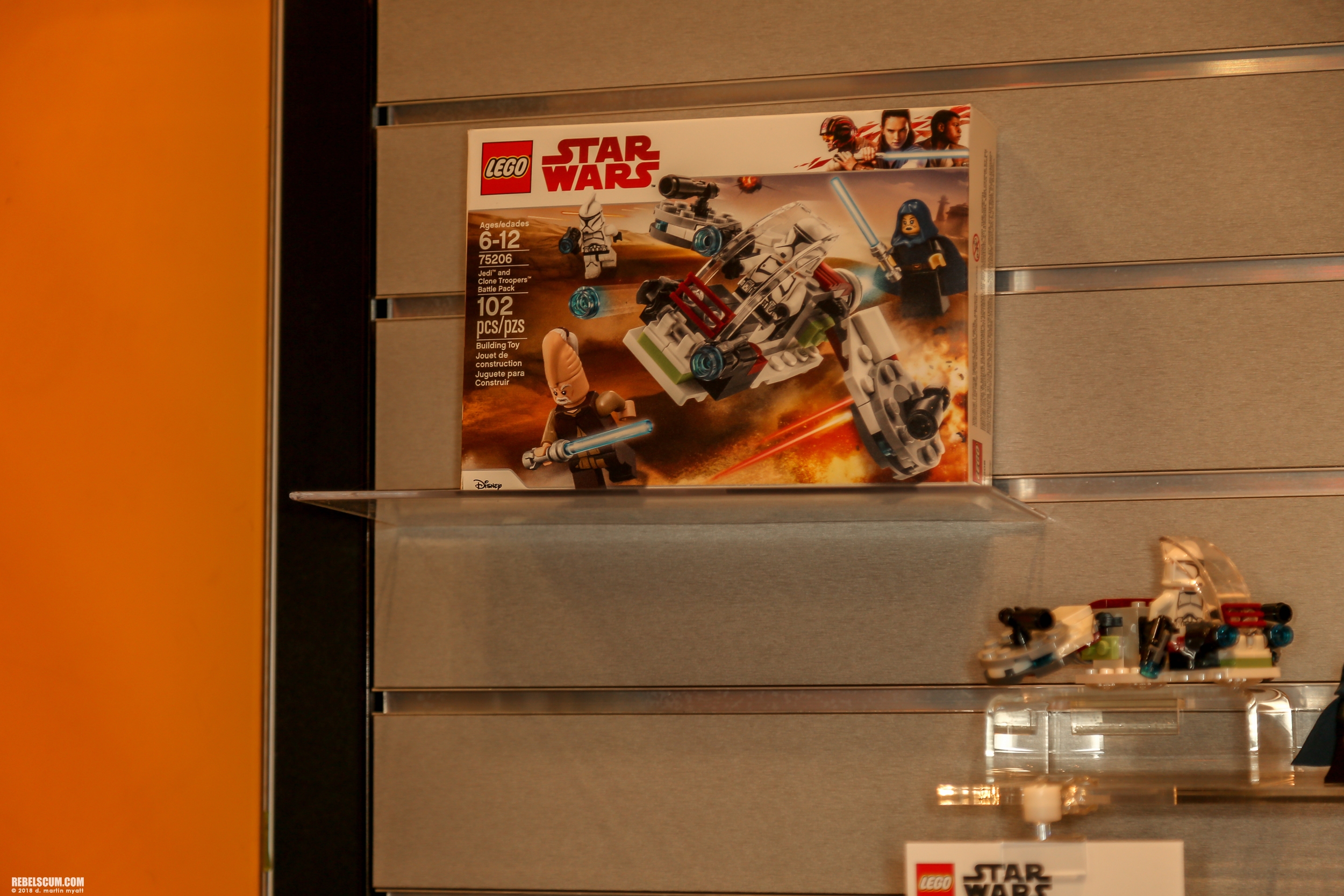 LEGO-2018-International-Toy-Far-Star-Wars-030.jpg