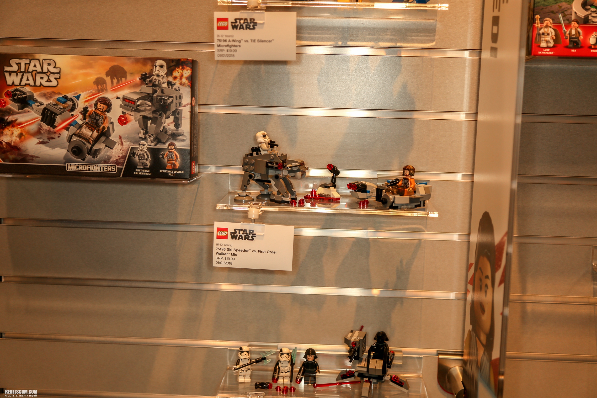 LEGO-2018-International-Toy-Far-Star-Wars-041.jpg