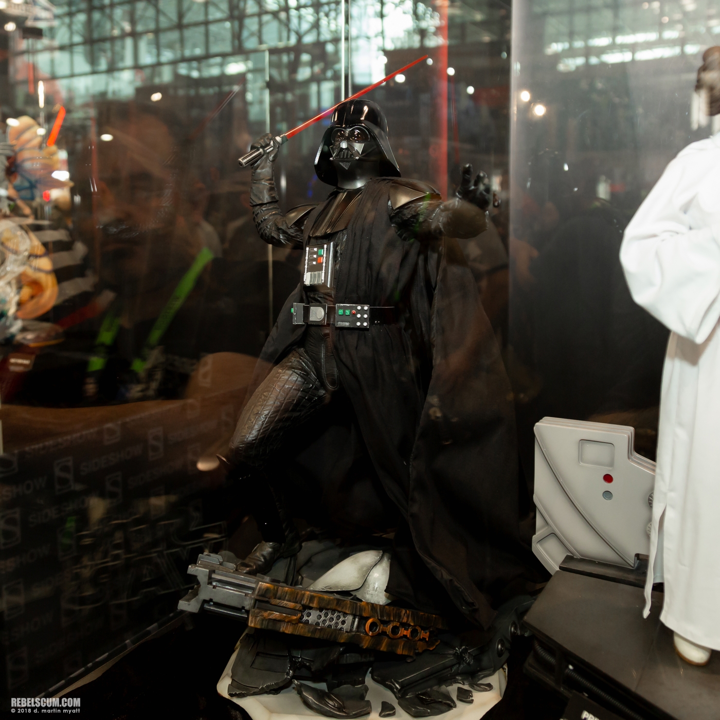 Sideshow-Collectibles-Star-Wars-NYCC-2018-013.jpg