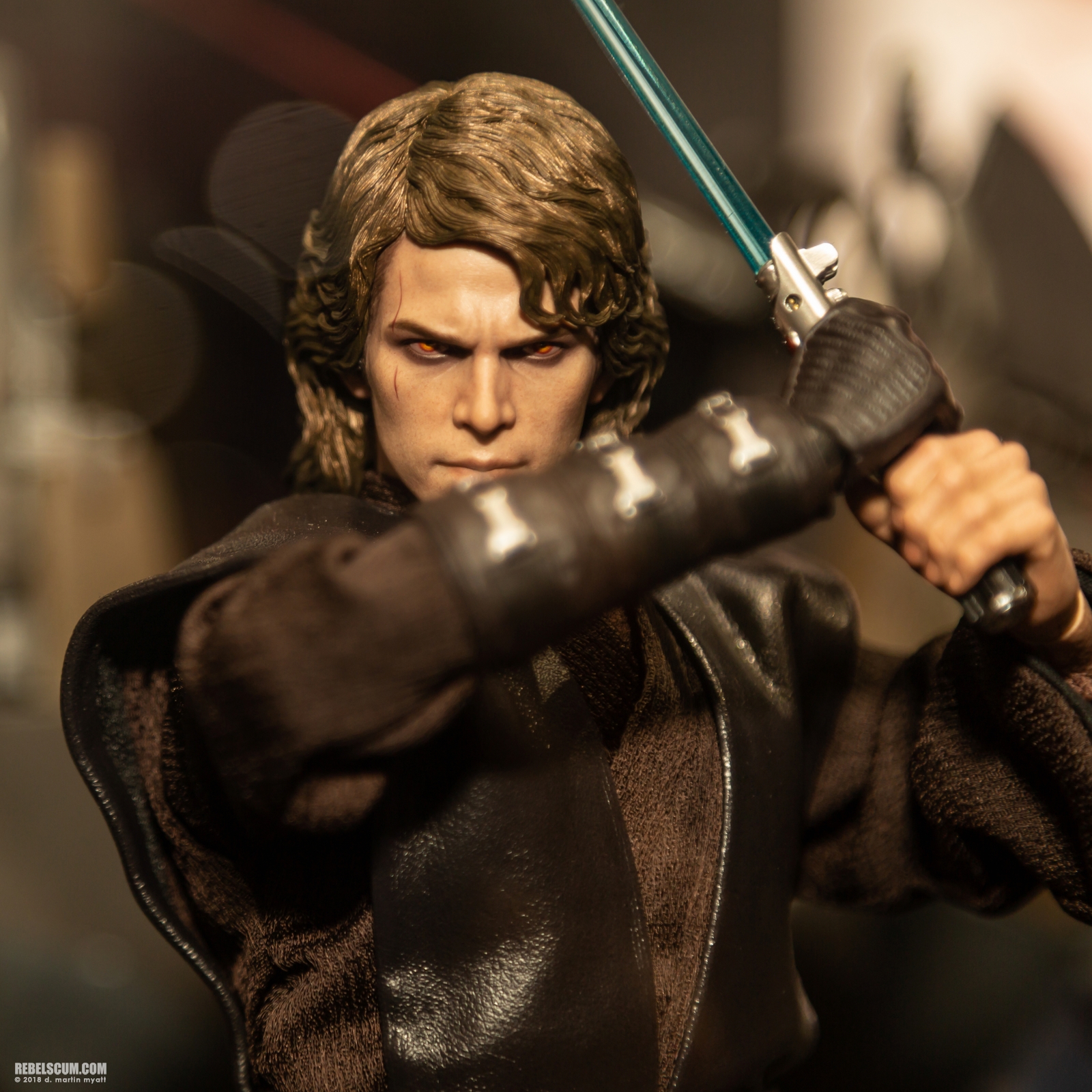 2018-San-Diego-Closer-Look-At-Hot-Toys-Star-Wars-009.jpg