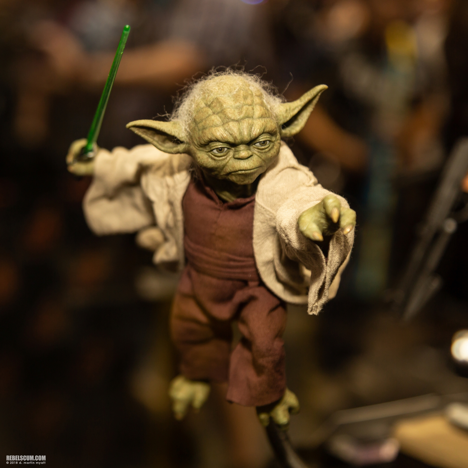 2018-San-Diego-Closer-Look-At-Hot-Toys-Star-Wars-017.jpg