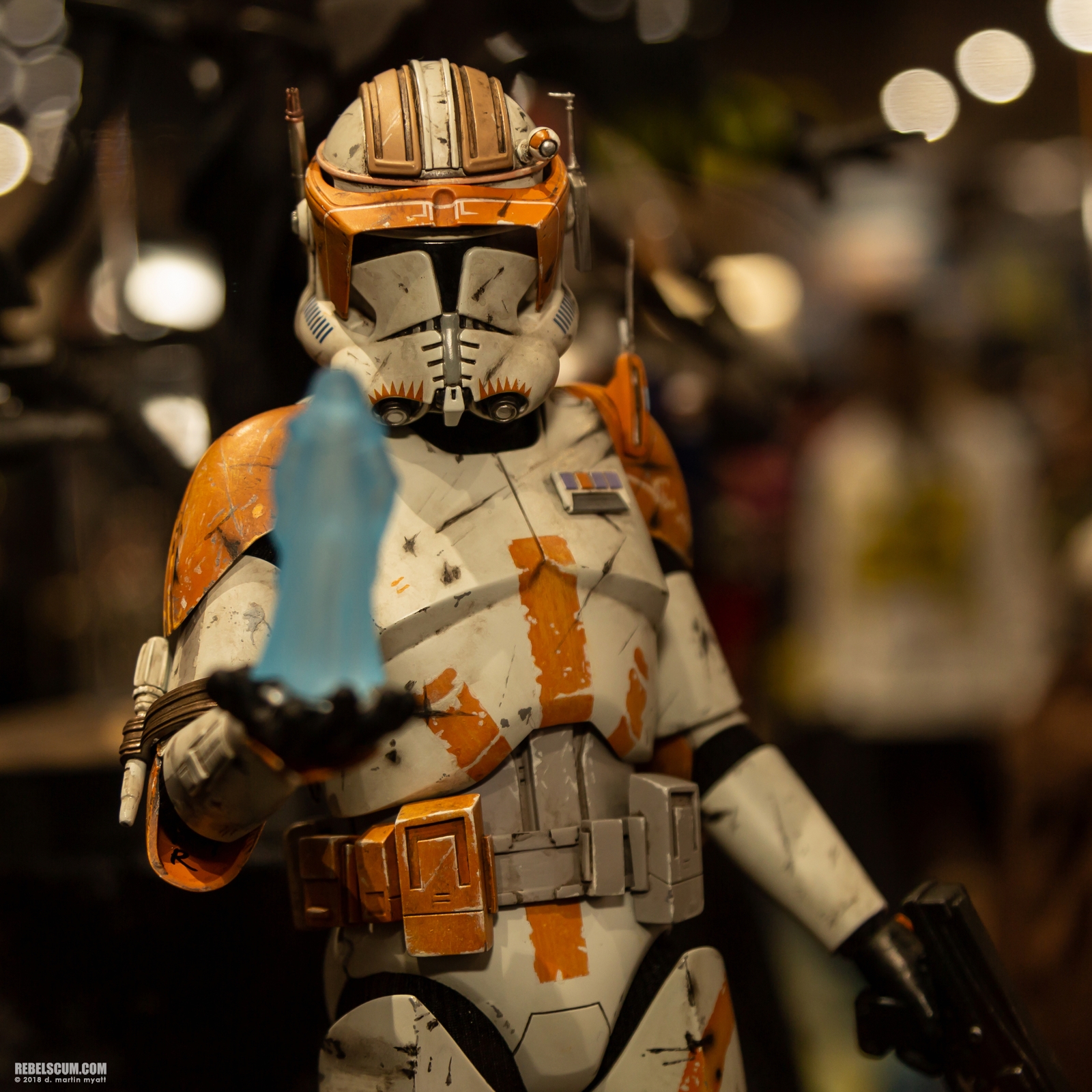 2018-San-Diego-Closer-Look-At-Hot-Toys-Star-Wars-021.jpg