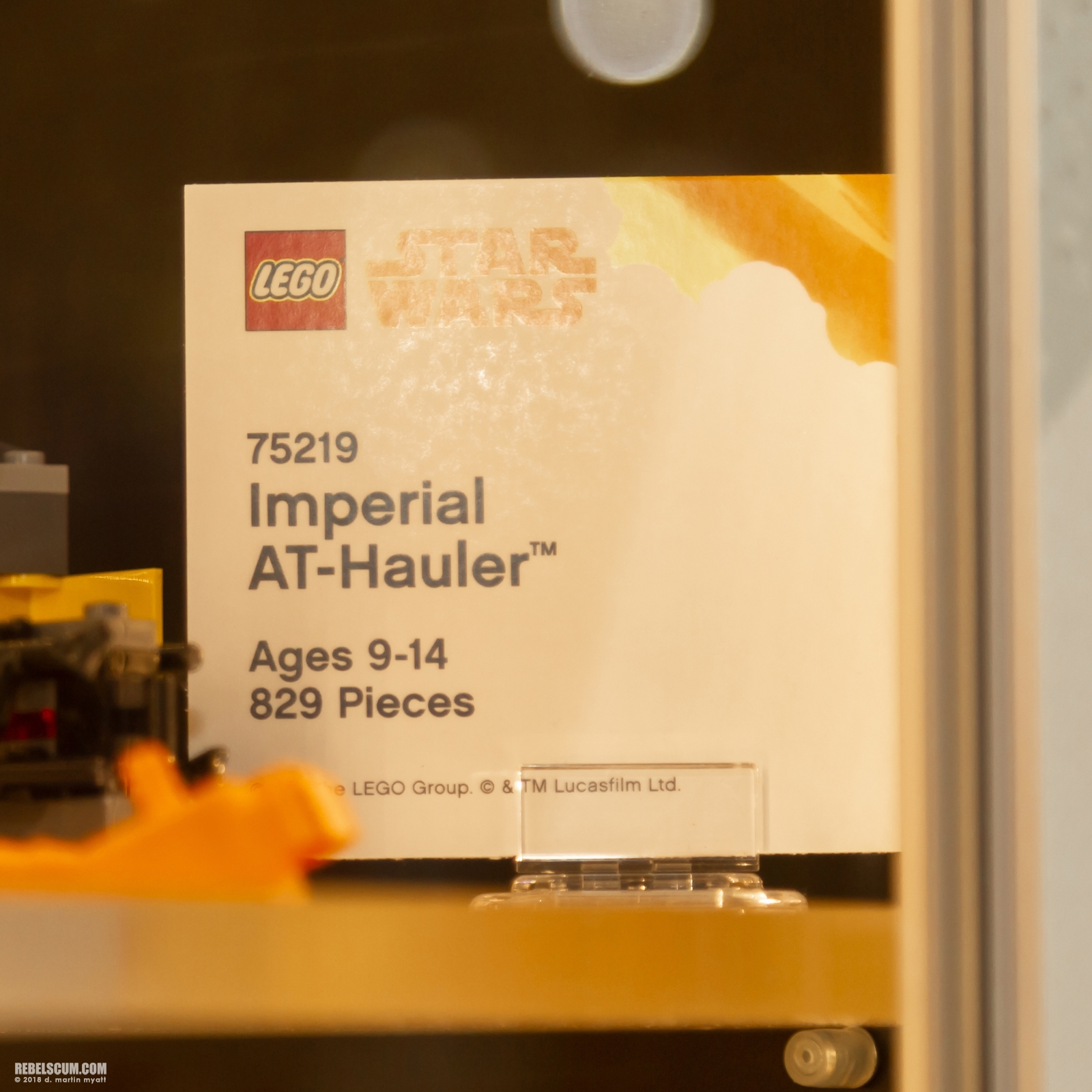 2018-San-Diego-Comic-Con-SDCC-Star-Wars-LEGO-006.jpg