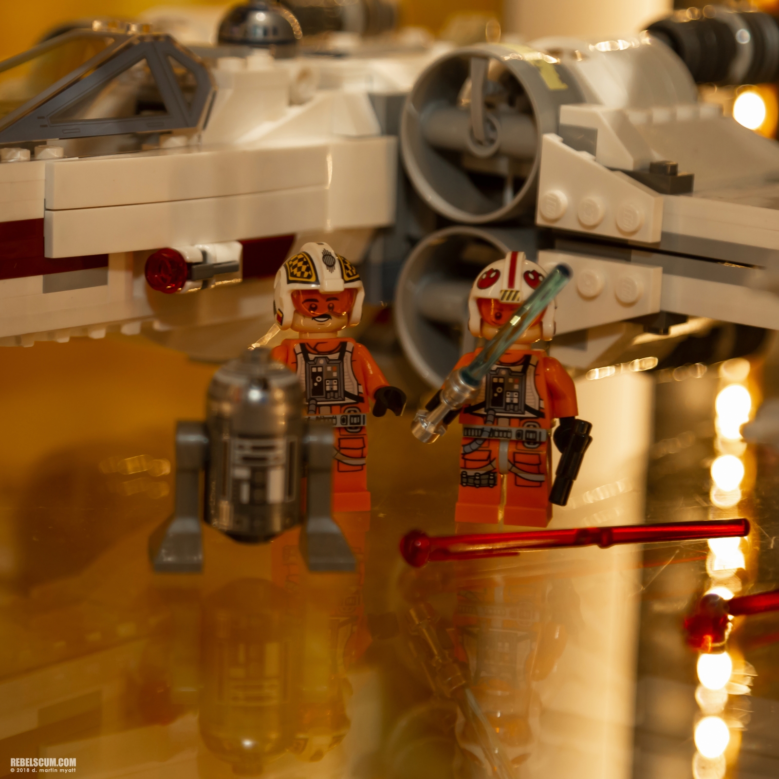 2018-San-Diego-Comic-Con-SDCC-Star-Wars-LEGO-014.jpg