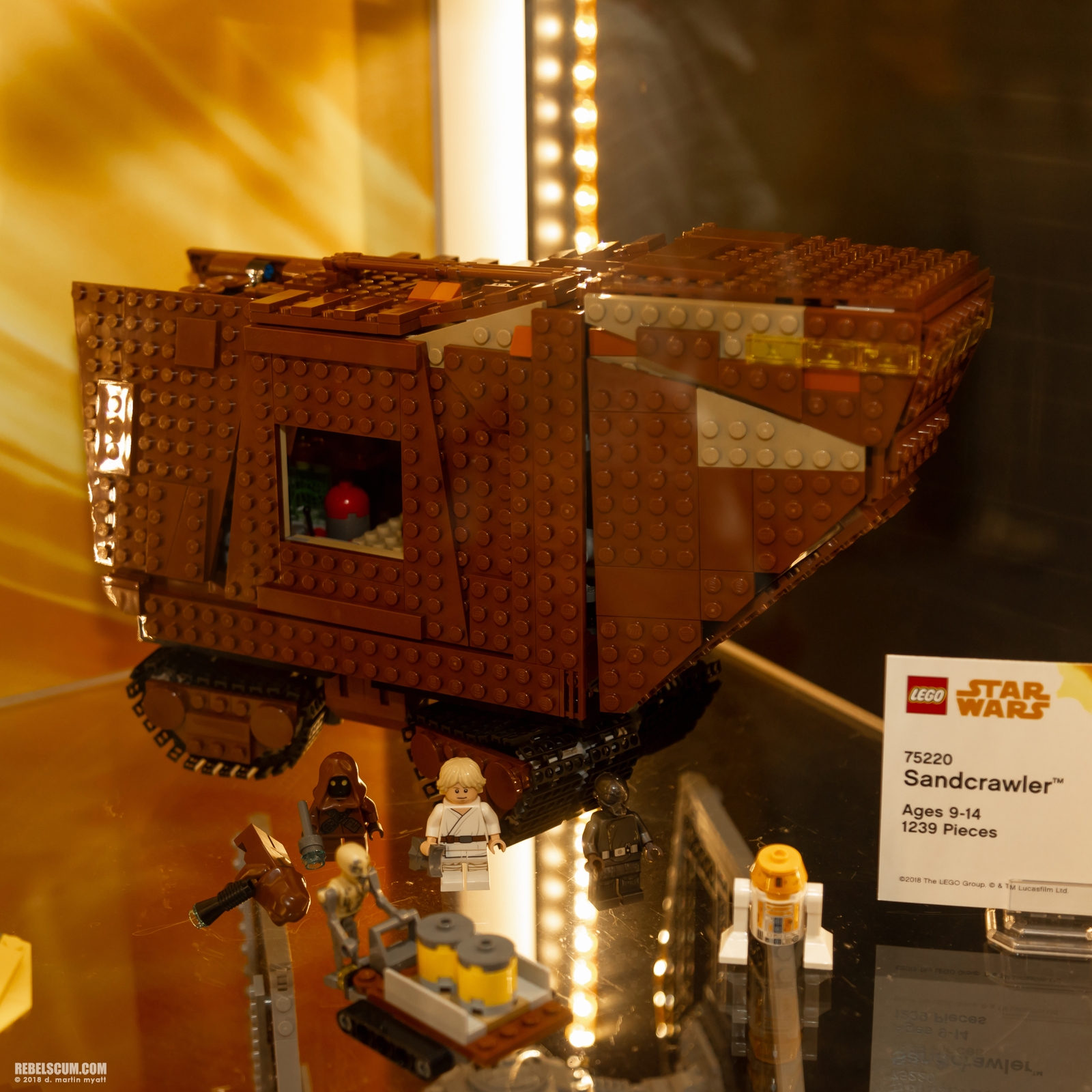 2018-San-Diego-Comic-Con-SDCC-Star-Wars-LEGO-023.jpg