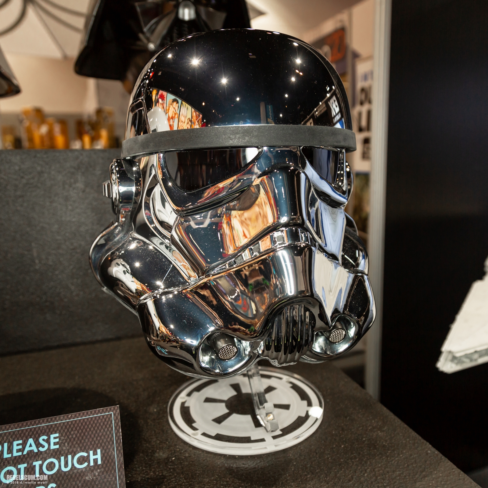 2018-San-Diego-Comic-Con-Star-Wars-EFX-Collectibles-015.jpg