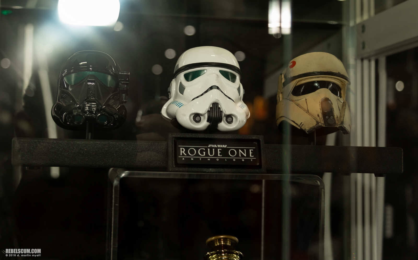 2018-San-Diego-Comic-Con-Star-Wars-Prop-Store-012.jpg