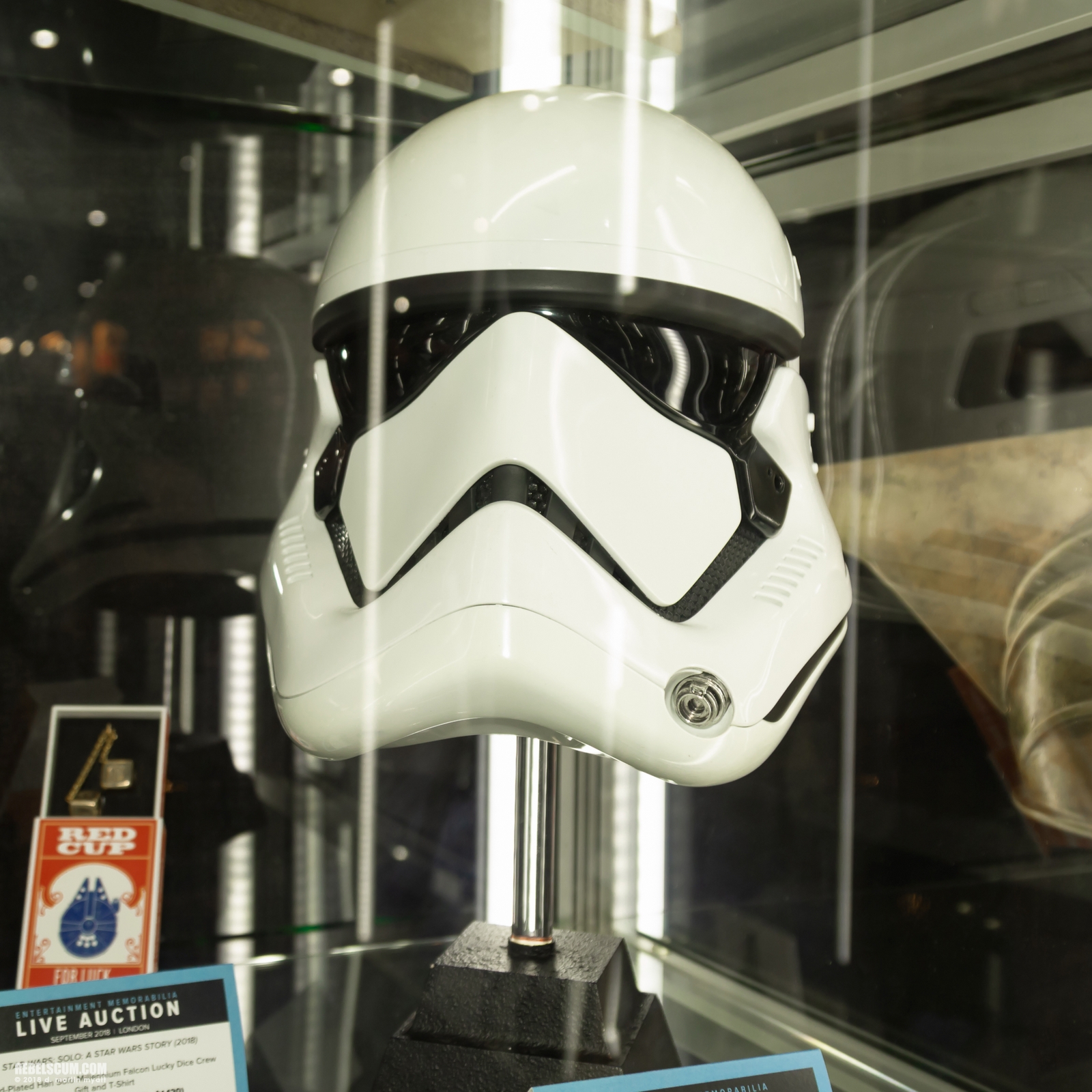 2018-San-Diego-Comic-Con-Star-Wars-Prop-Store-021.jpg