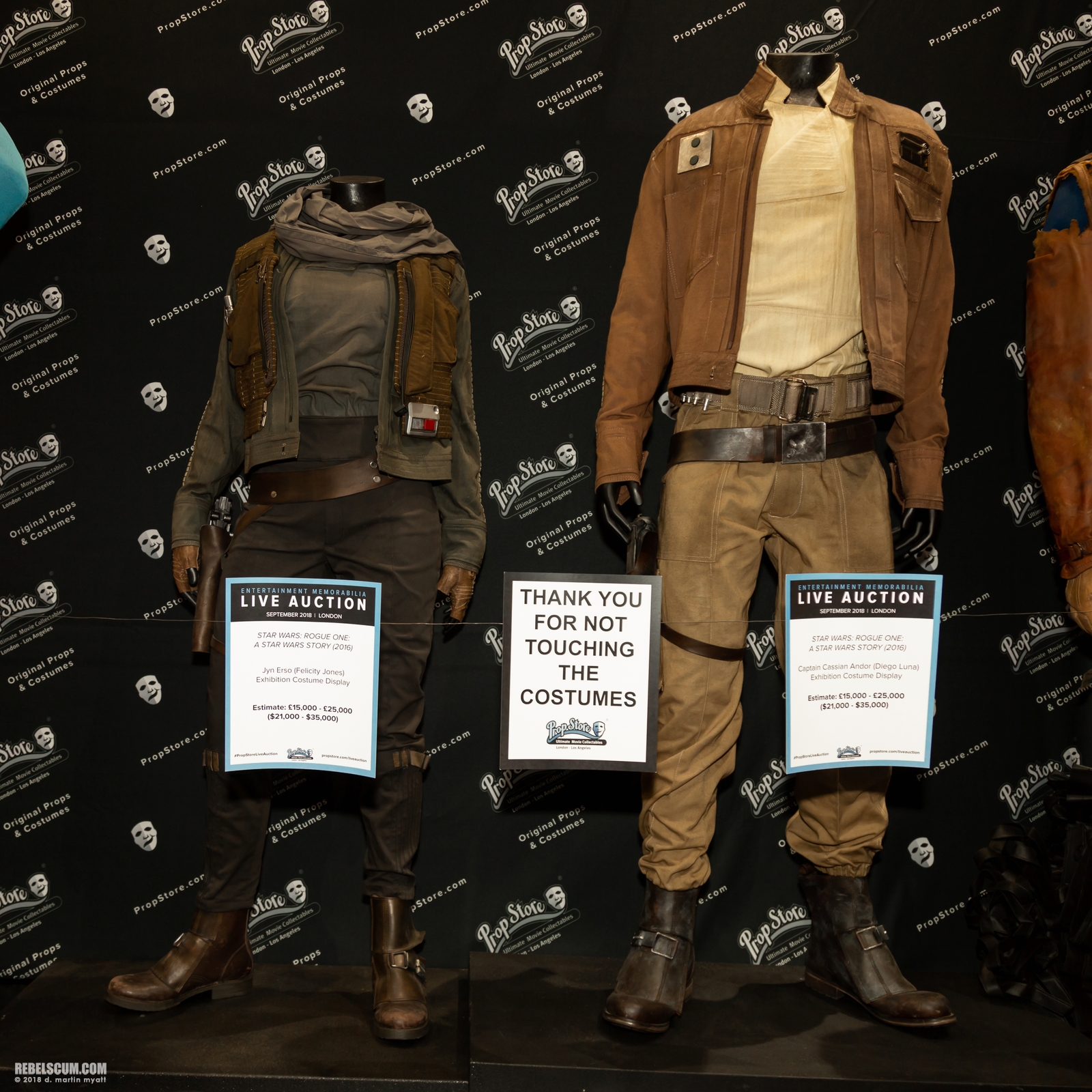 2018-San-Diego-Comic-Con-Star-Wars-Prop-Store-025.jpg