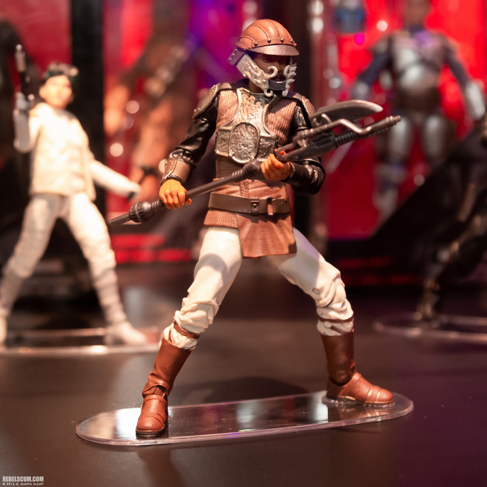 Hasbro-2018-San-Diego-Display-First-Look-012.jpg